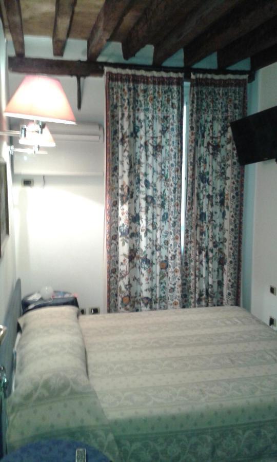 Affittacamere Bed And Breakfast San Lorenzo Genoa Luaran gambar